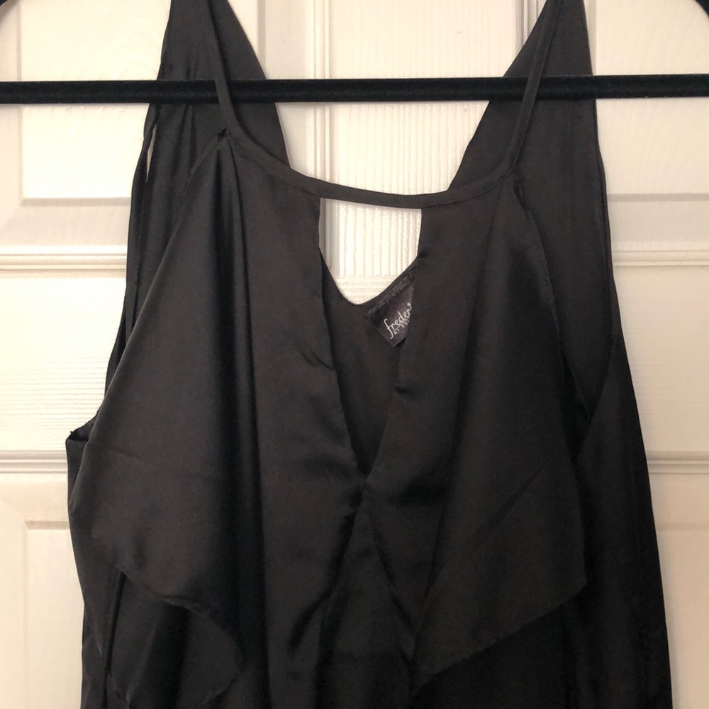 Tank top - Picture 2 of 3